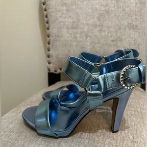 Karl Lagerfeld Paris Women's Cieone-Ankle Strap Boot, size 8